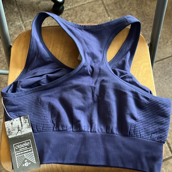 Oiselle Blue Sports Bra- size Large - Picture 2 of 3